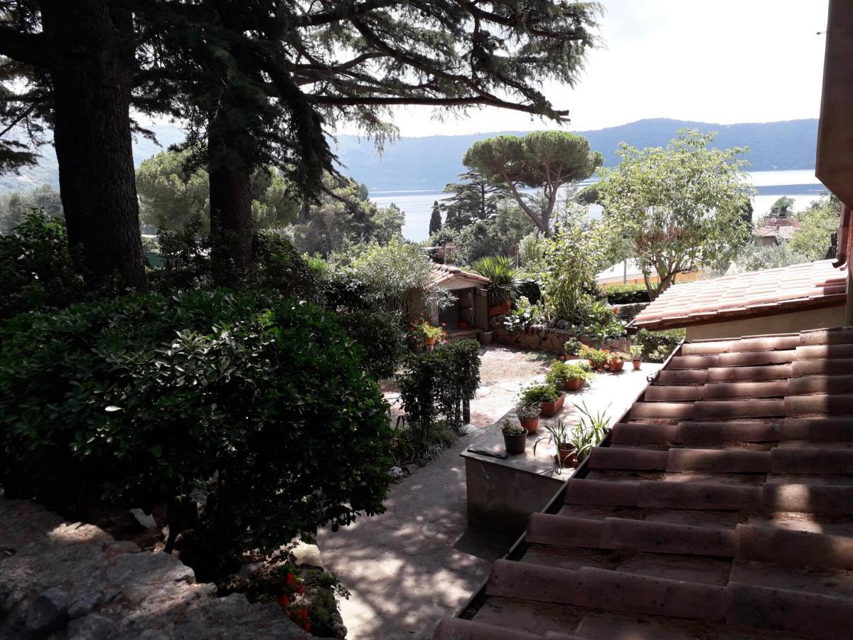 Bed&Breakfast "Fiorella" Sul Lago Castel Gandolfo Luaran gambar
