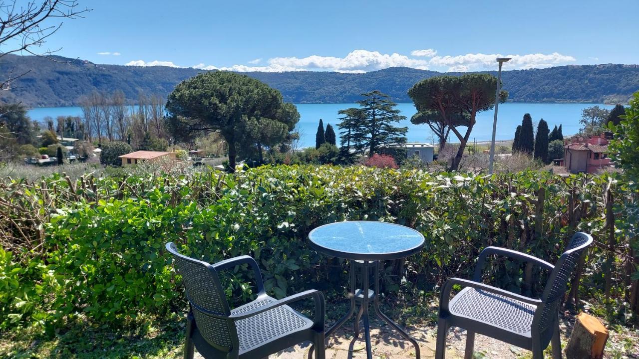 Bed&Breakfast "Fiorella" Sul Lago Castel Gandolfo Luaran gambar