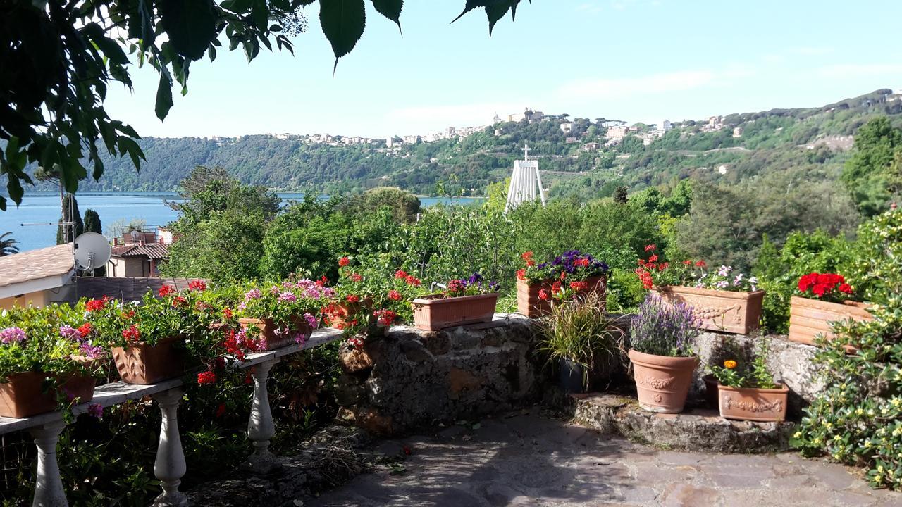 Bed&Breakfast "Fiorella" Sul Lago Castel Gandolfo Luaran gambar