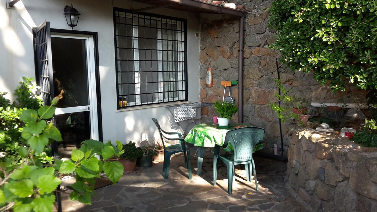 Bed&Breakfast "Fiorella" Sul Lago Castel Gandolfo Luaran gambar