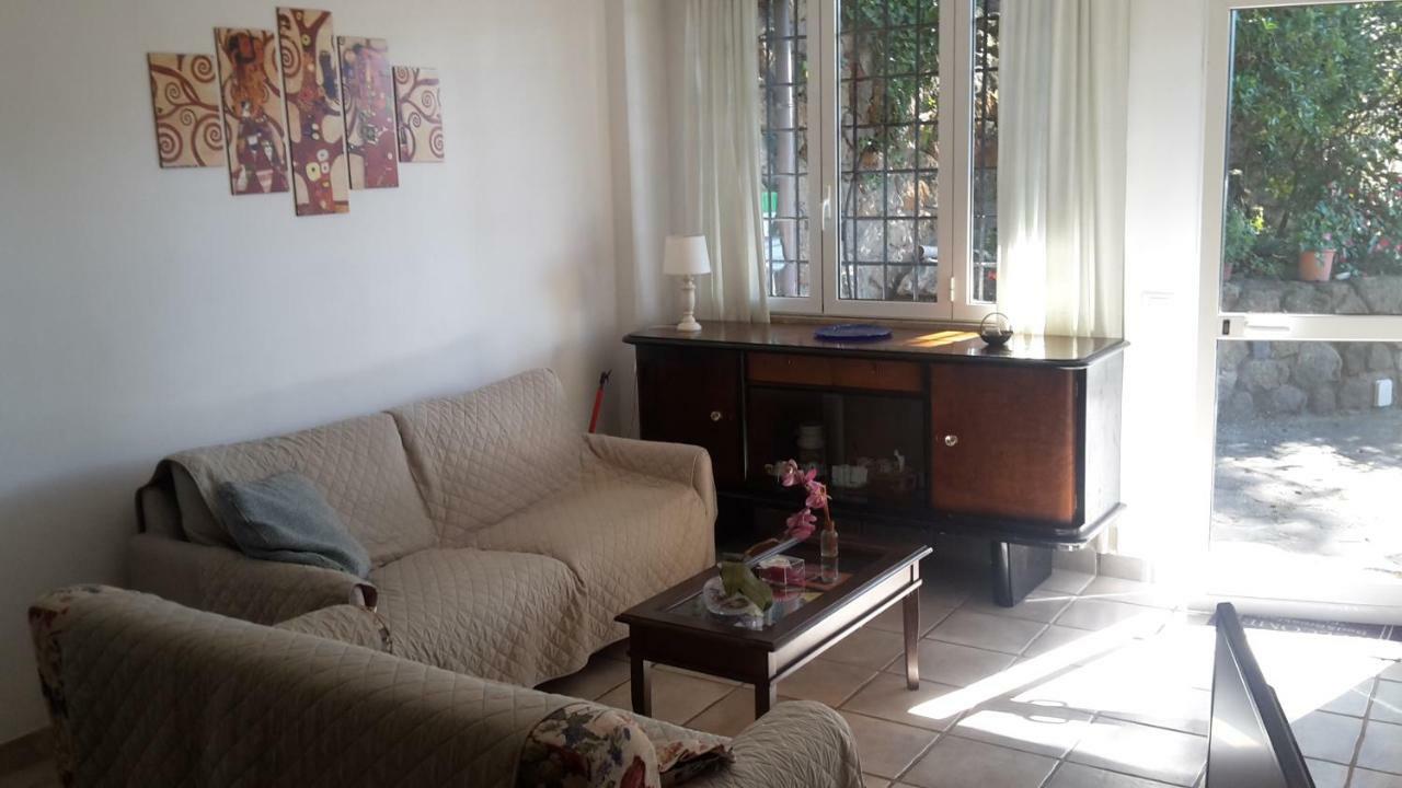 Bed&Breakfast "Fiorella" Sul Lago Castel Gandolfo Luaran gambar